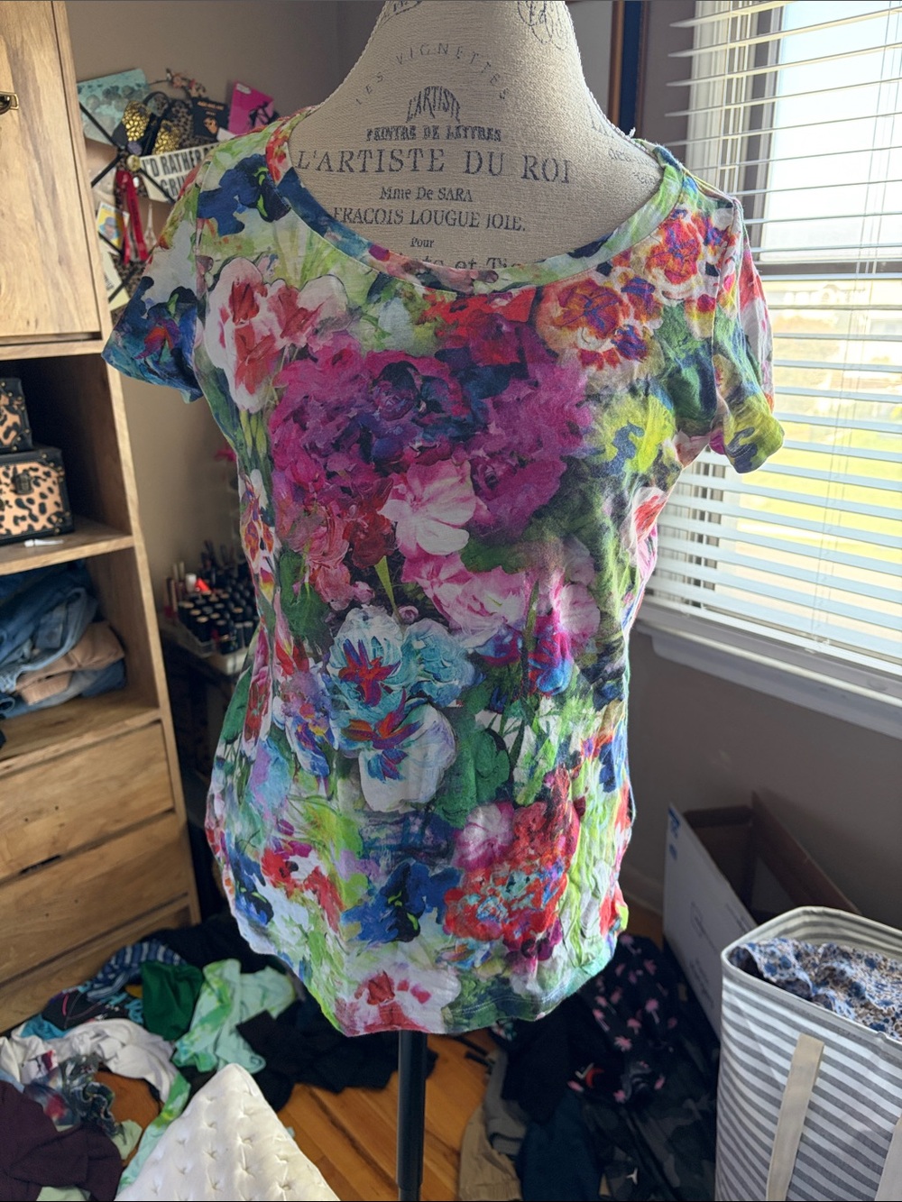 Floral Lands End Multicolor Scoop-Neck Women's Top - Medium